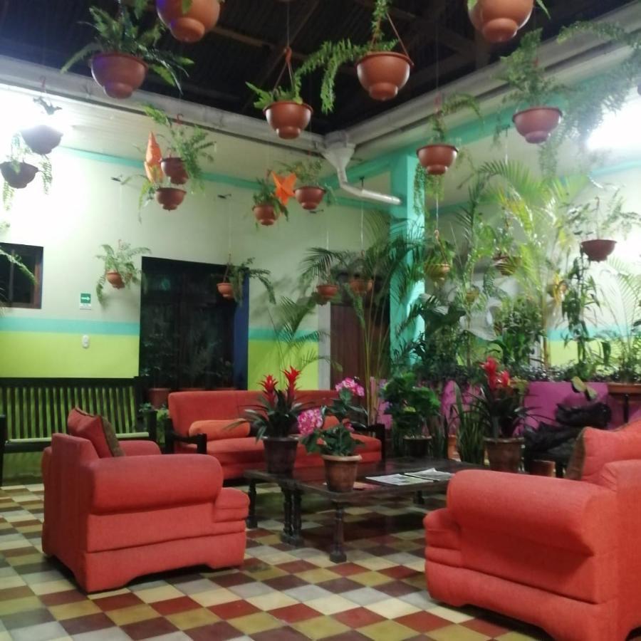 Hotel Kasa Kamelot Central Quetzaltenango Exterior photo