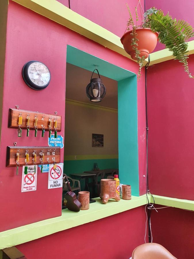 Hotel Kasa Kamelot Central Quetzaltenango Exterior photo