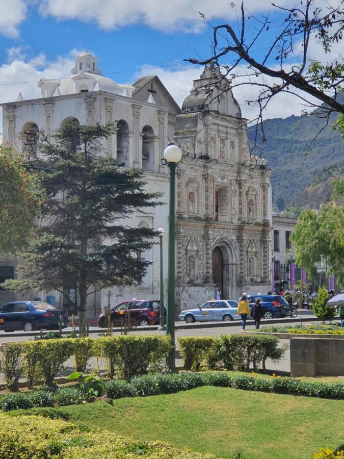 Hotel Kasa Kamelot Central Quetzaltenango Exterior photo