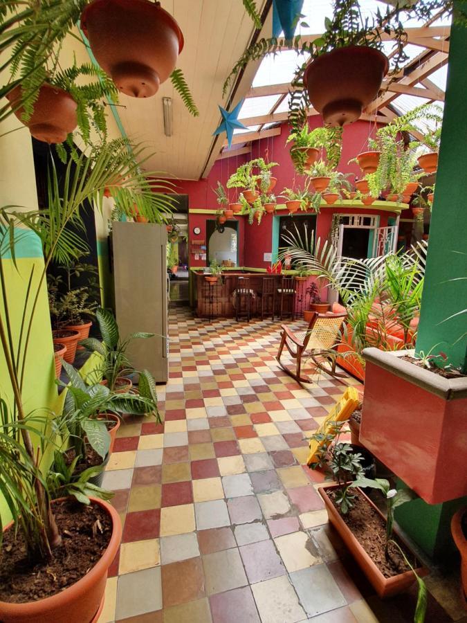 Hotel Kasa Kamelot Central Quetzaltenango Exterior photo