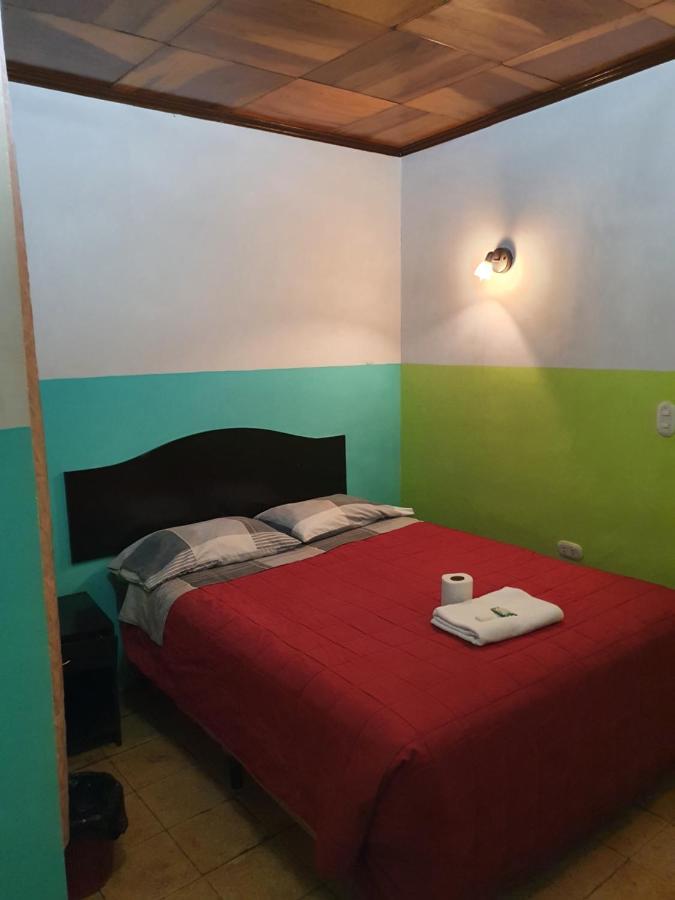 Hotel Kasa Kamelot Central Quetzaltenango Exterior photo